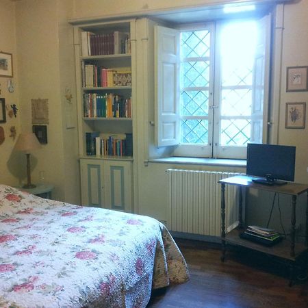 Relais De Charme - B&B Short Lets La Casa Di Francesca Sant'Agata Li Battiati Værelse billede